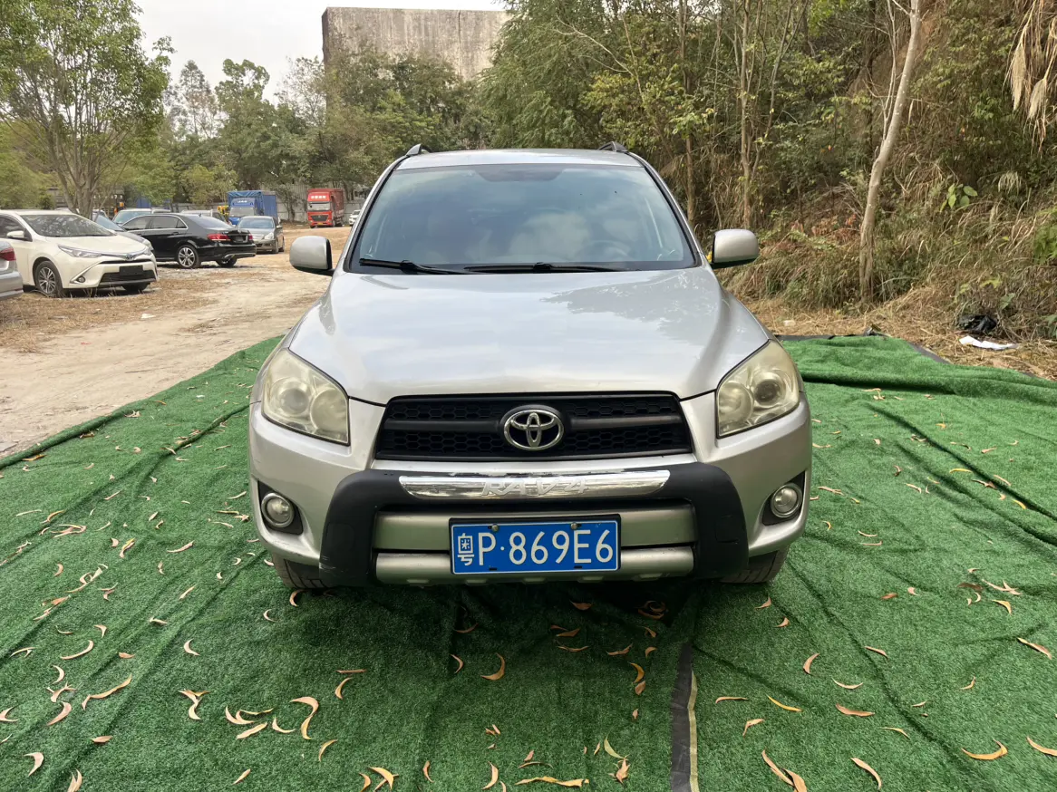 Toyota RAV4  из Китая