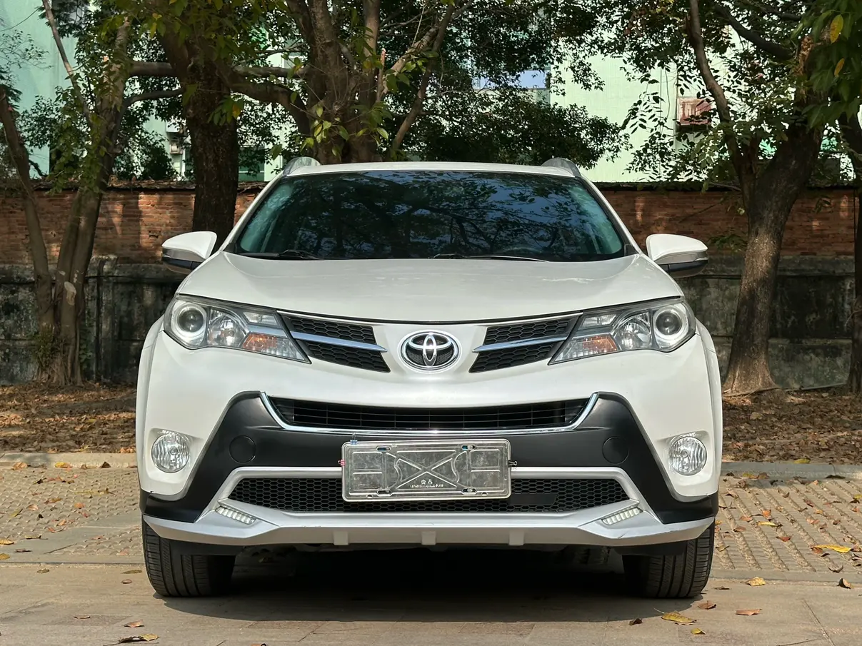 Toyota RAV4  из Китая