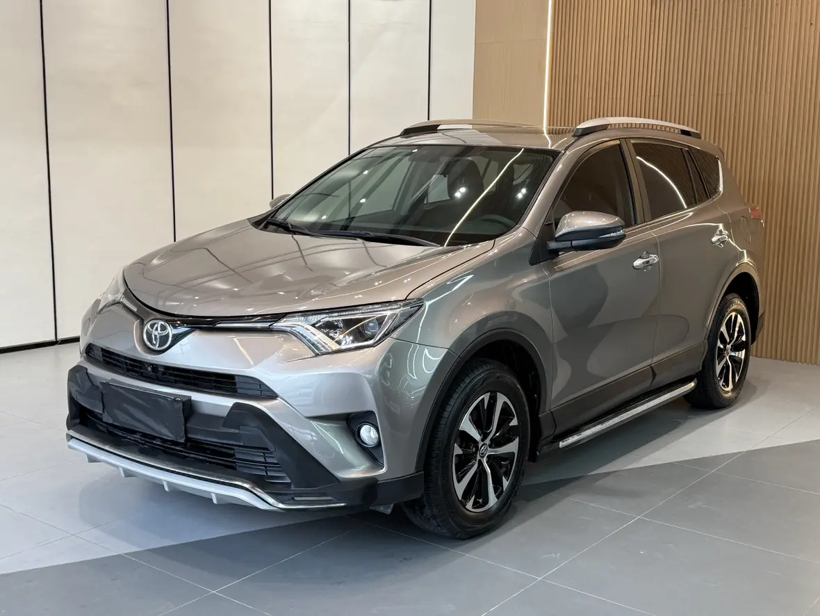 Toyota RAV4  из Китая