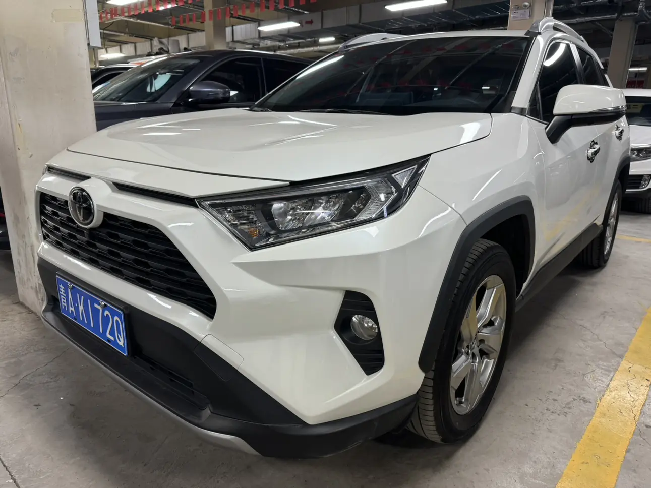 Toyota RAV4  из Китая