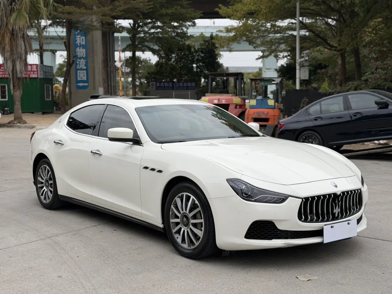 Maserati Ghibli