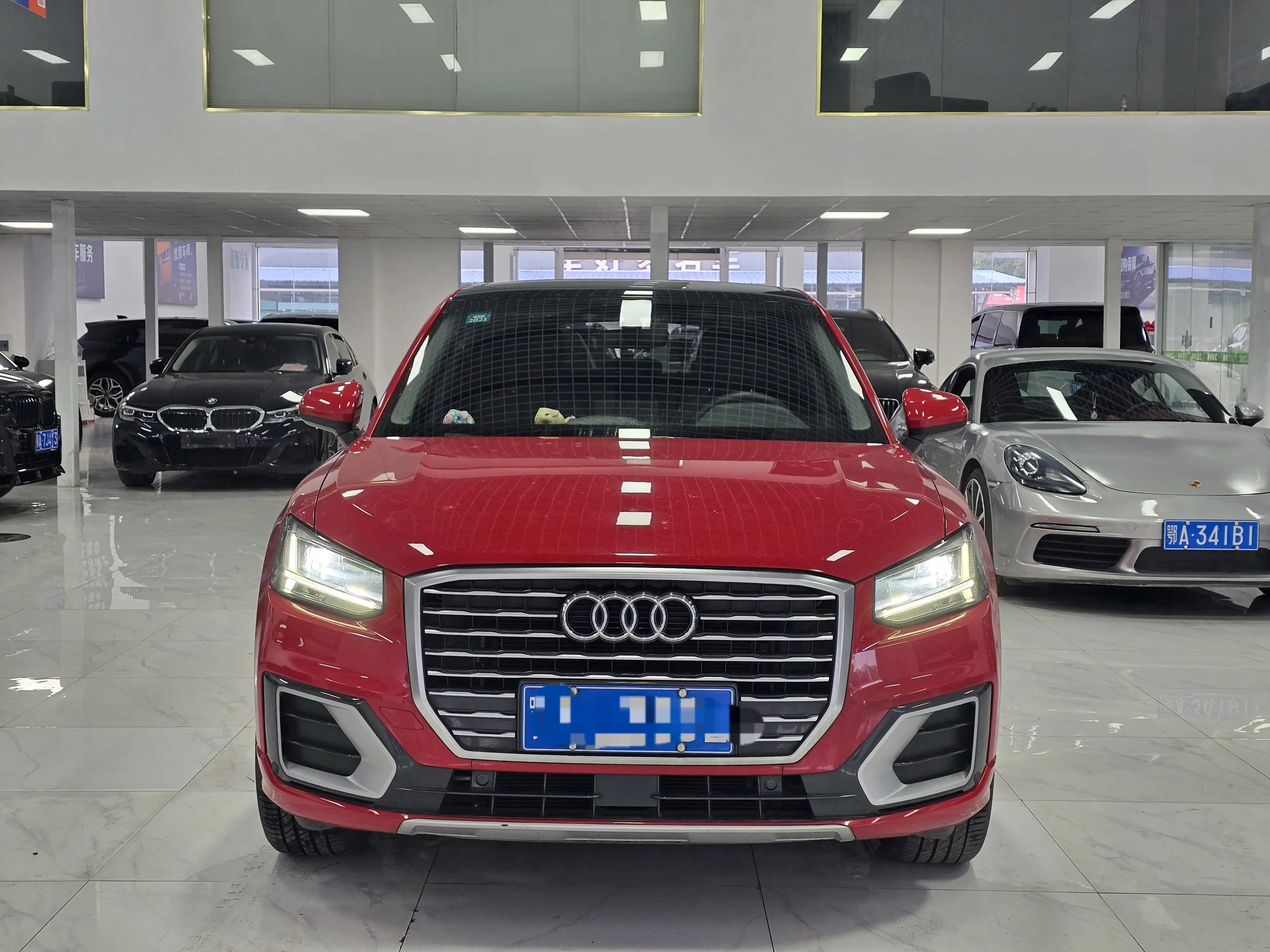 Audi Q2L  из Китая