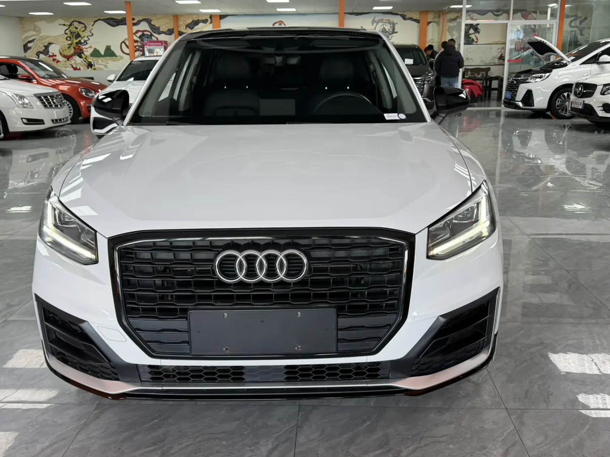 Audi Q2L  из Китая