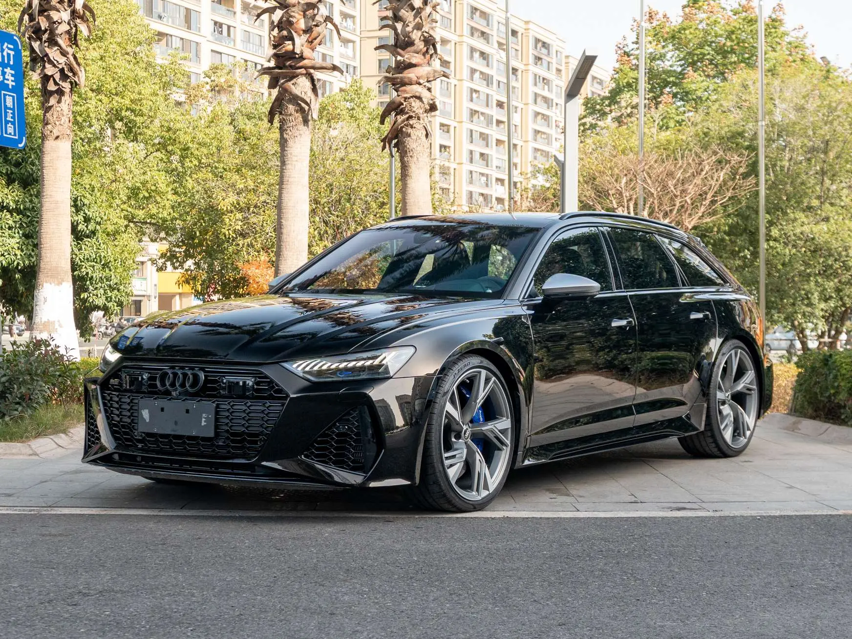 Audi RS 6  из Китая