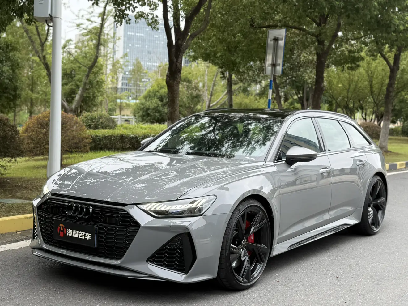 Audi RS 6  из Китая