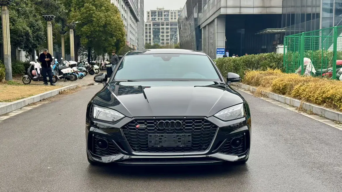 Audi RS 5  из Китая