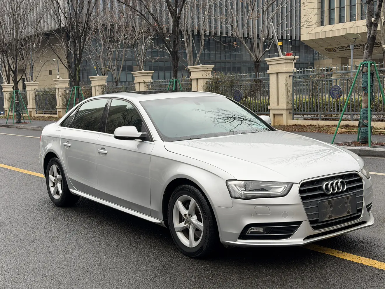 Audi A4L