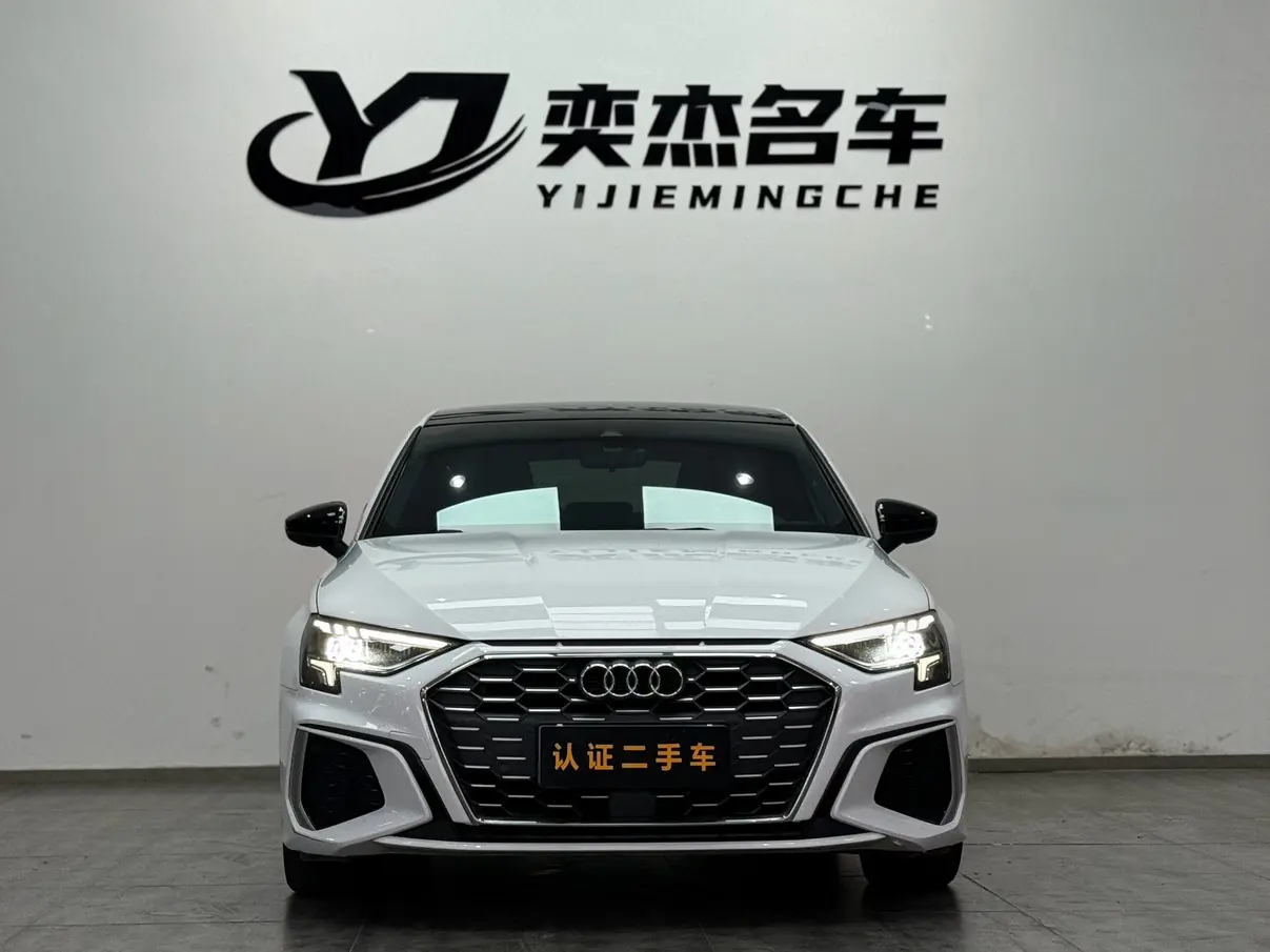 Audi A3  из Китая