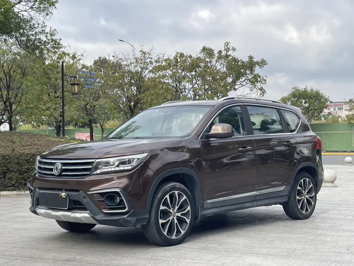 Forthing Jingyi X5  из Китая