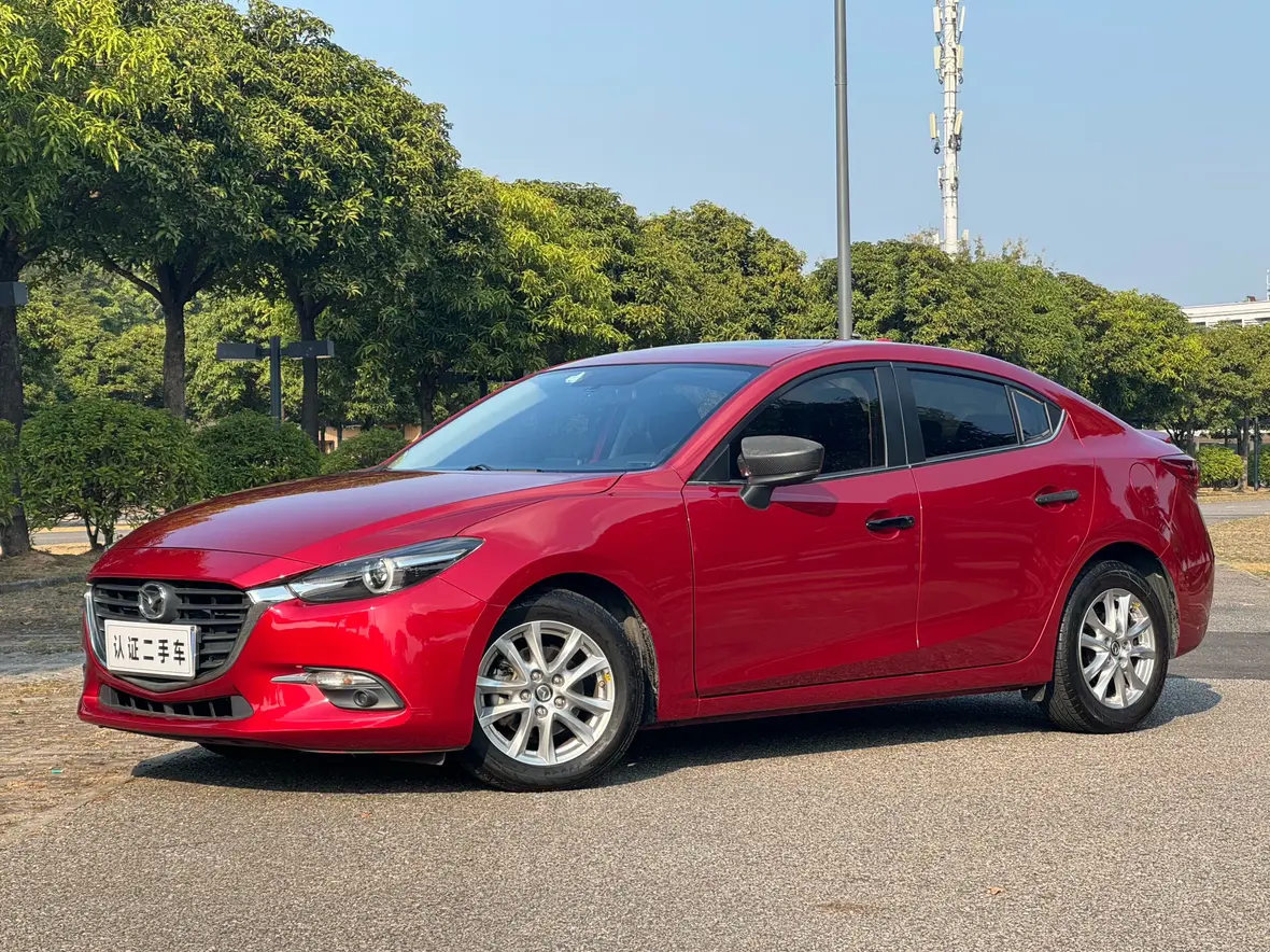 Mazda Axela (Mazda3)  из Китая