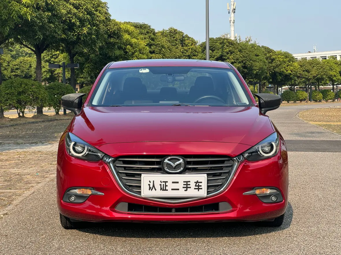 Mazda Axela (Mazda3)  из Китая