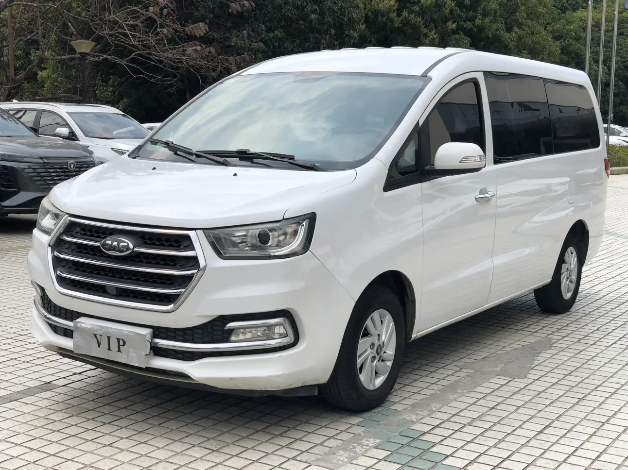 JAC Ruifeng M4  из Китая