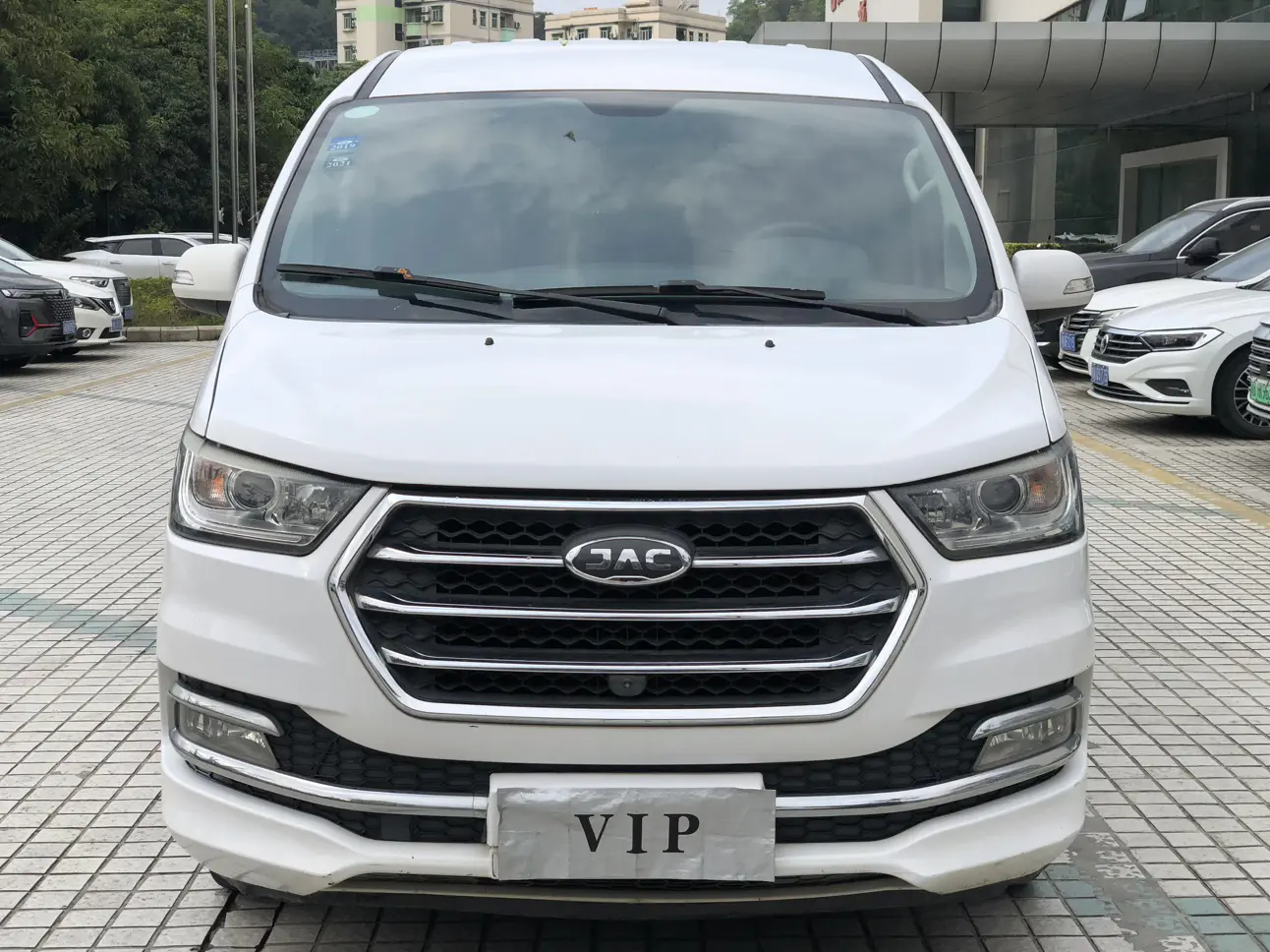 JAC Ruifeng M4  из Китая