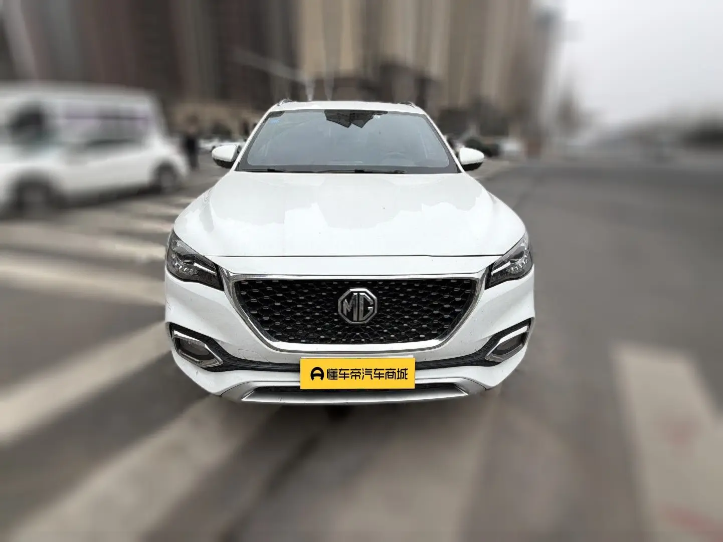 MG H.S.  из Китая