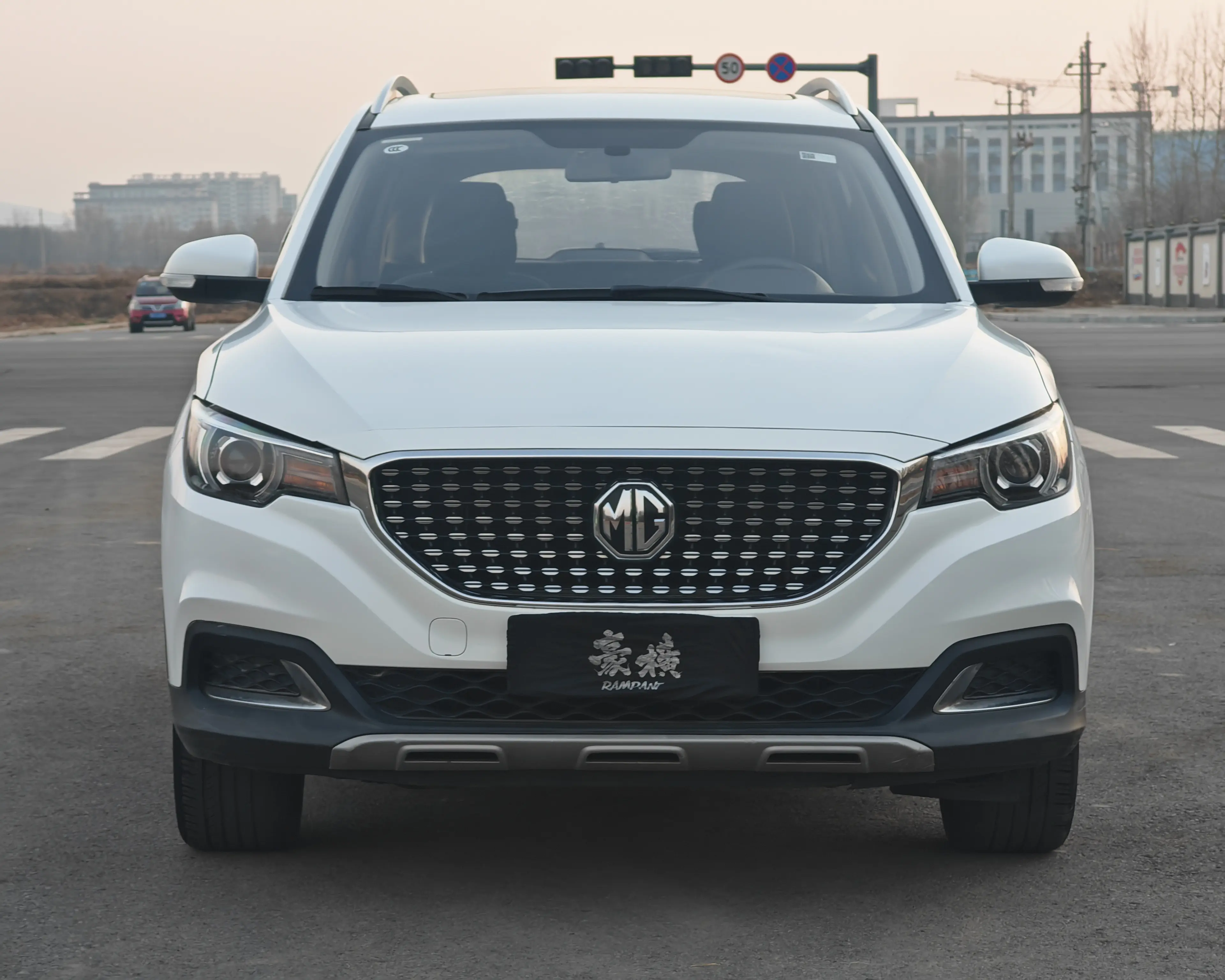 MG ZS  из Китая