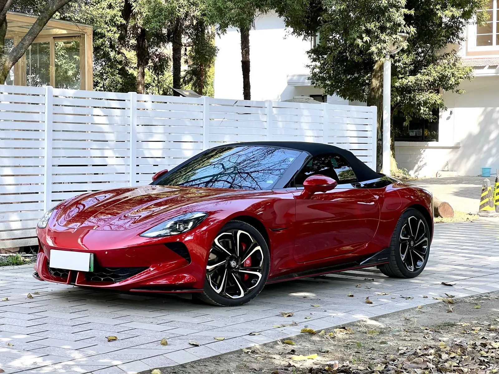 MG Cyberster  из Китая