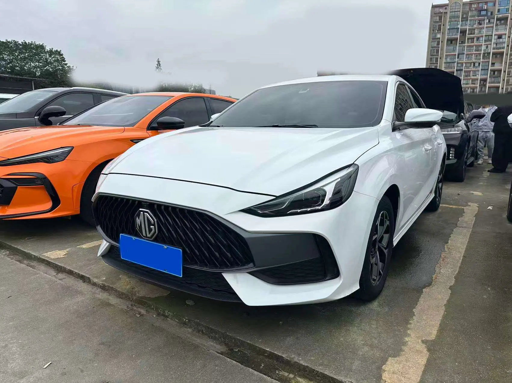 MG 5  из Китая