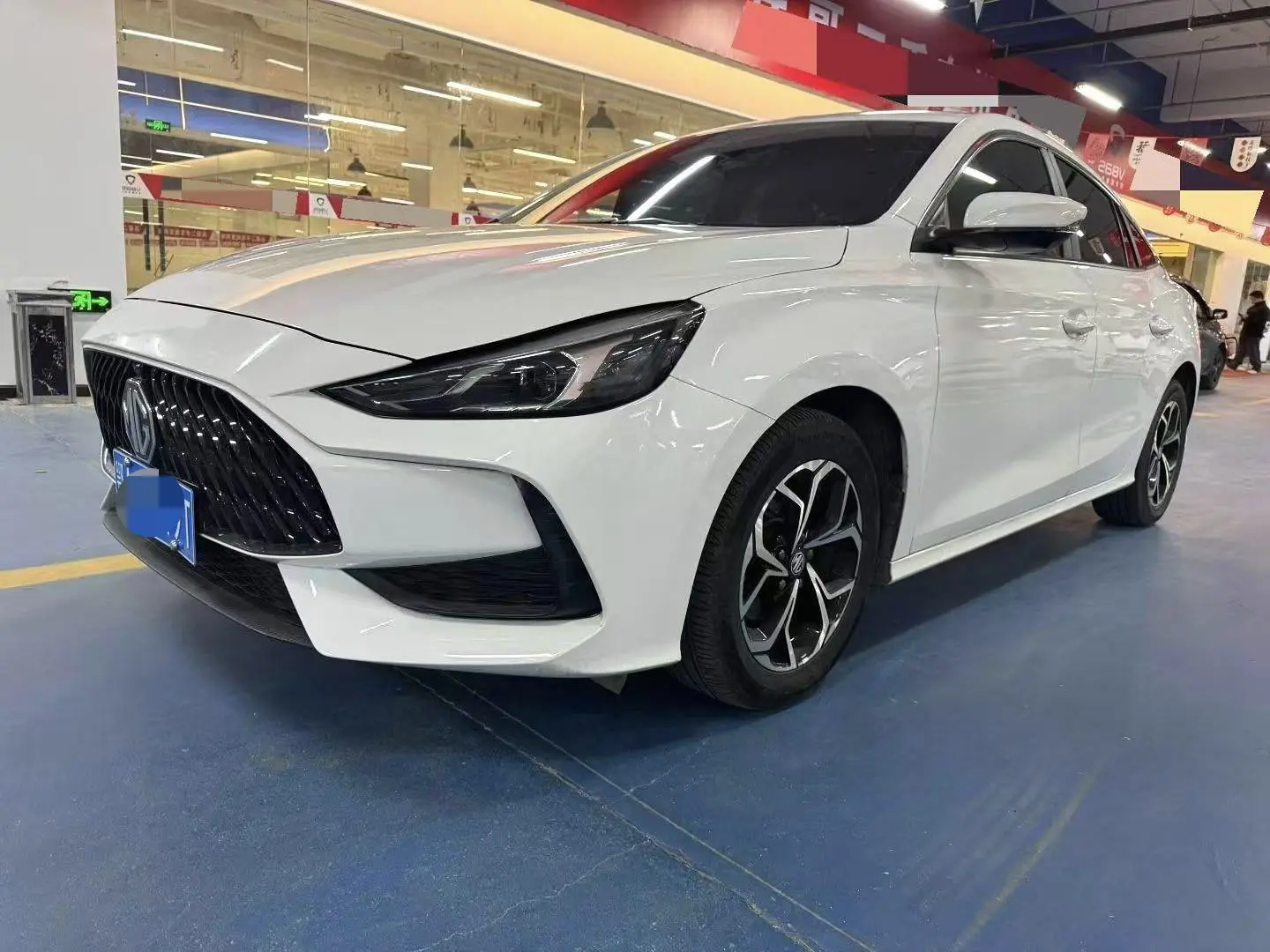 MG 5  из Китая