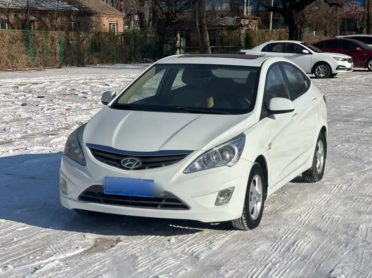 Hyundai Verna (Rena)  из Китая