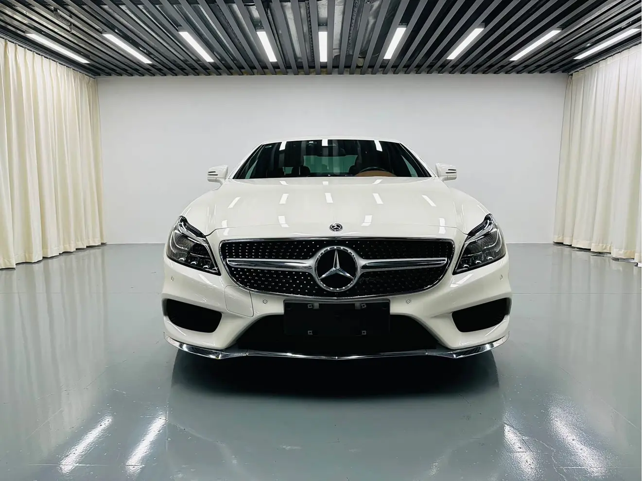 Mercedes-Benz Mercedes Benz CLS  из Китая