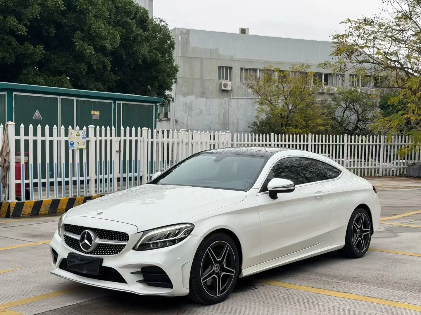 Mercedes-Benz C-Class  из Китая