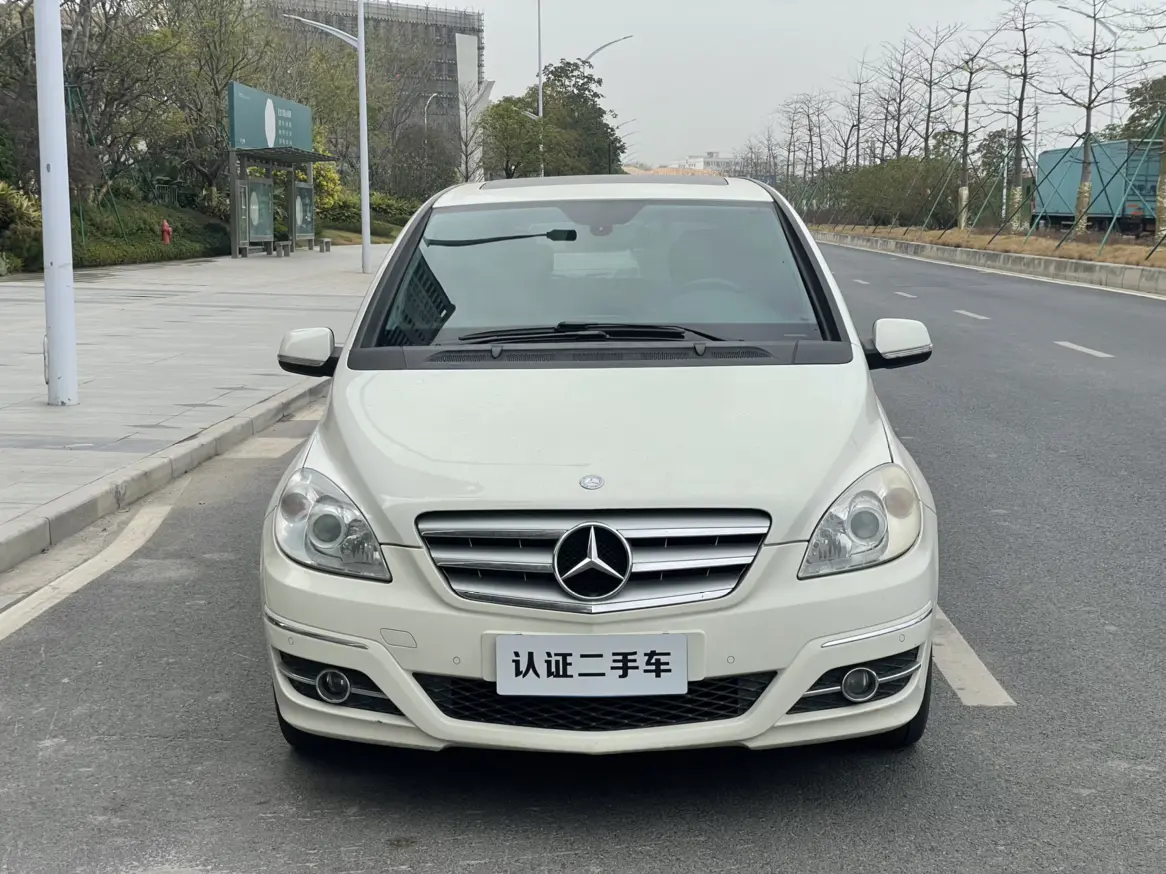 Mercedes-Benz Mercedes Benz B Class  из Китая