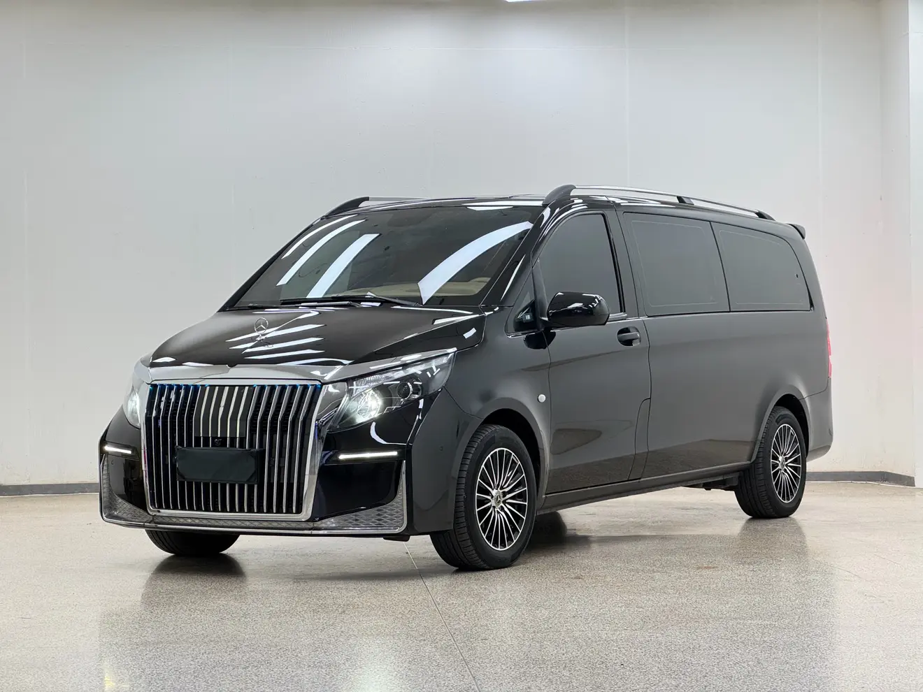 Mercedes-Benz Vito  из Китая