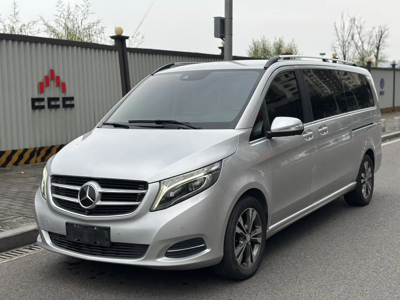 Mercedes-Benz Mercedes Benz V Class  из Китая
