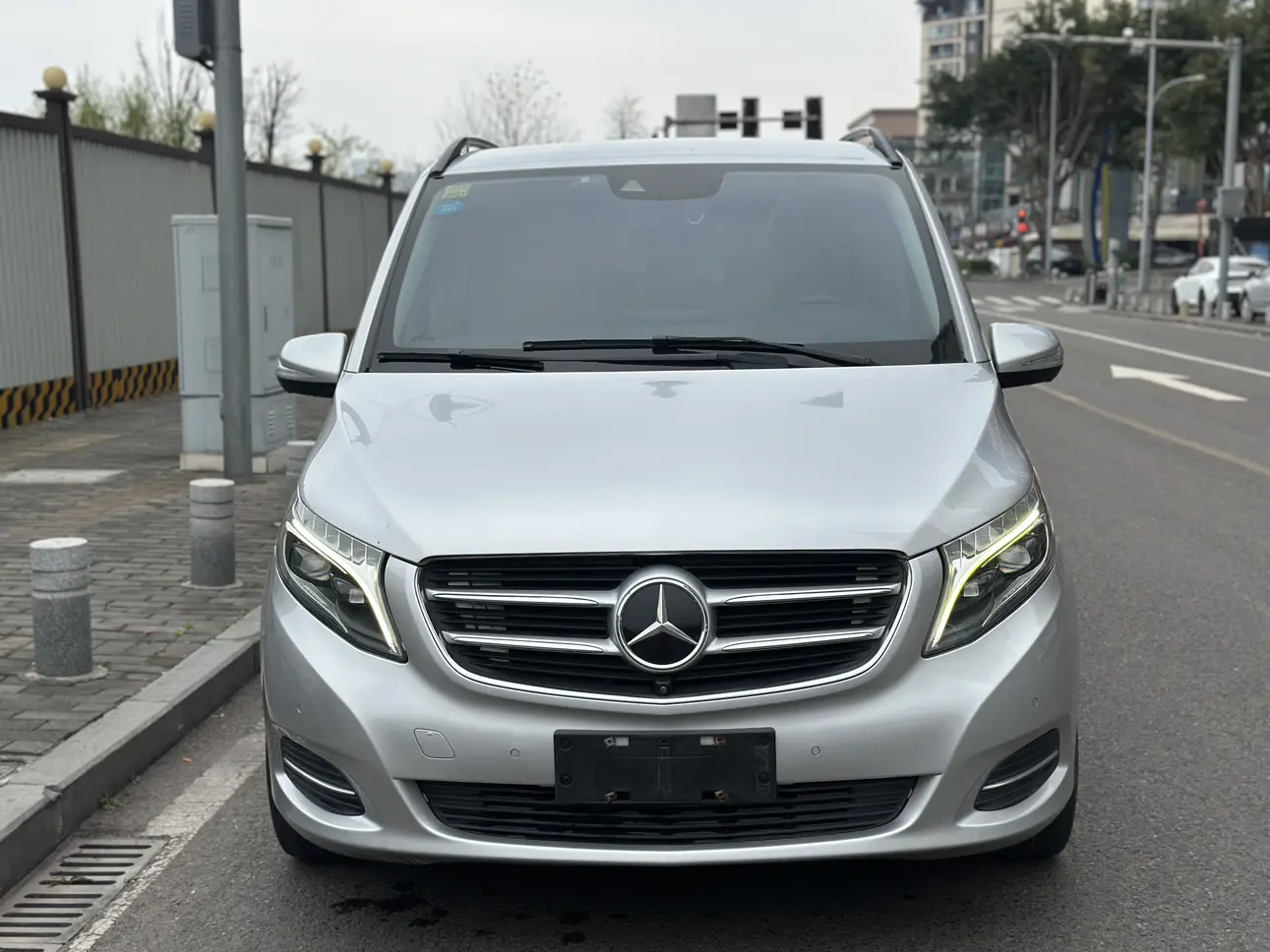 Mercedes-Benz Mercedes Benz V Class  из Китая