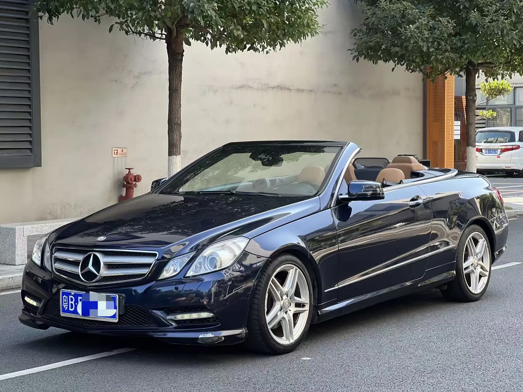 Mercedes-Benz E-Class  из Китая