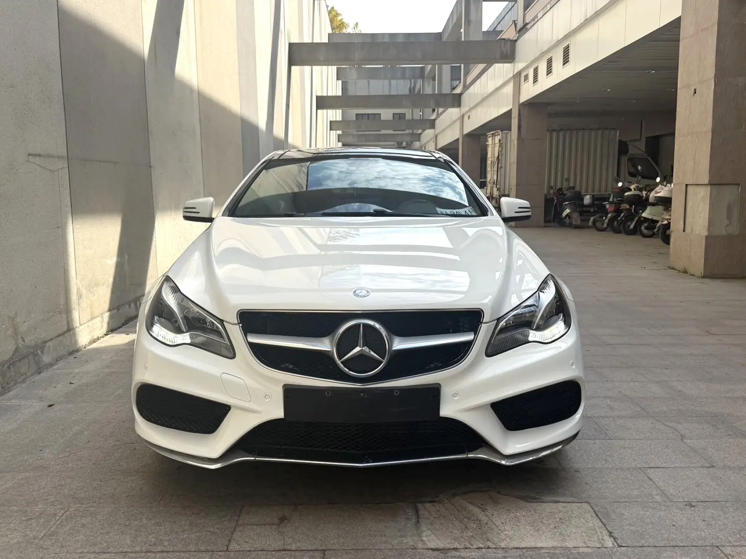 Mercedes-Benz E-Class  из Китая