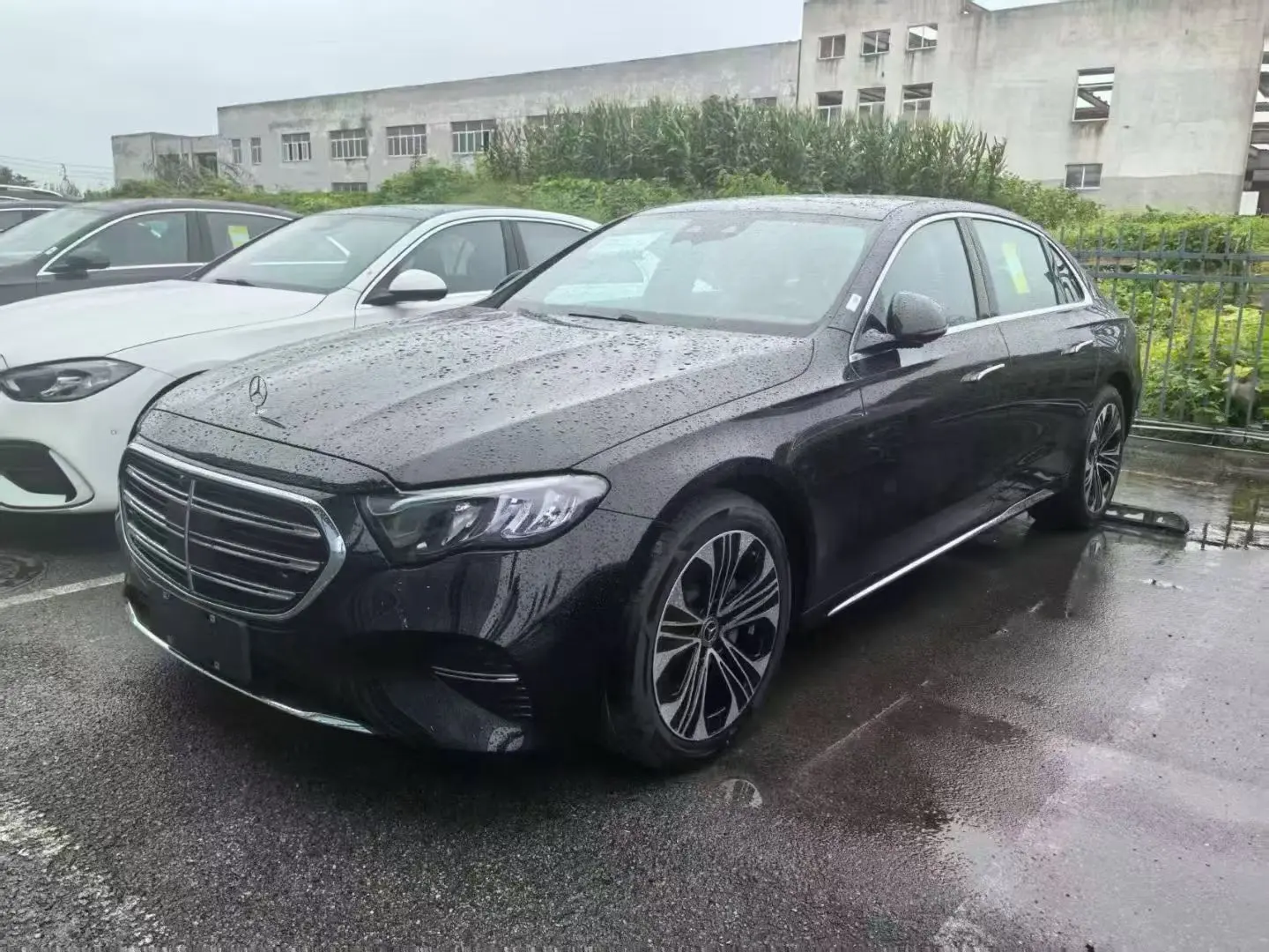 Mercedes-Benz E-Class PHEV  из Китая