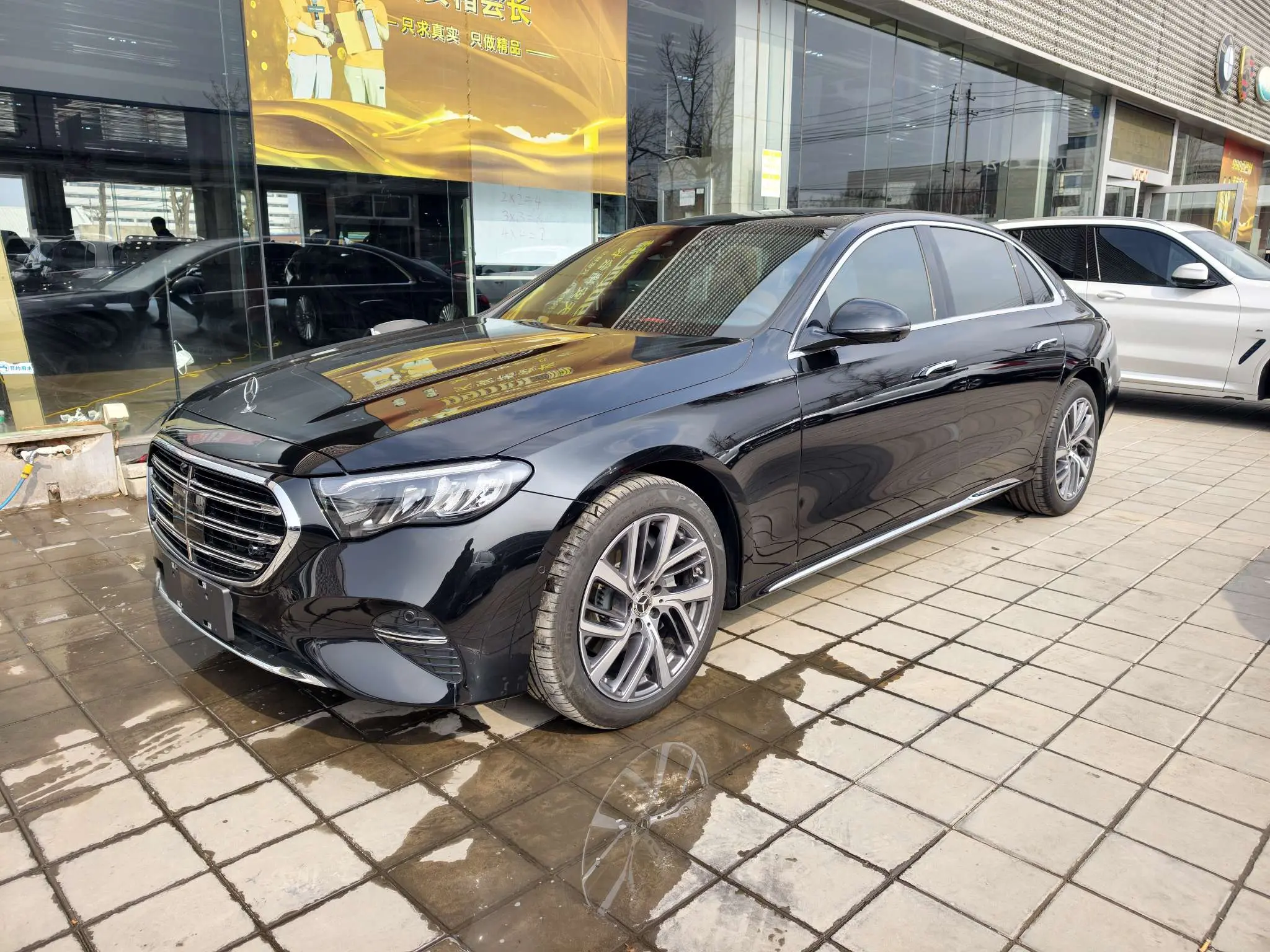 Mercedes-Benz E-Class  из Китая