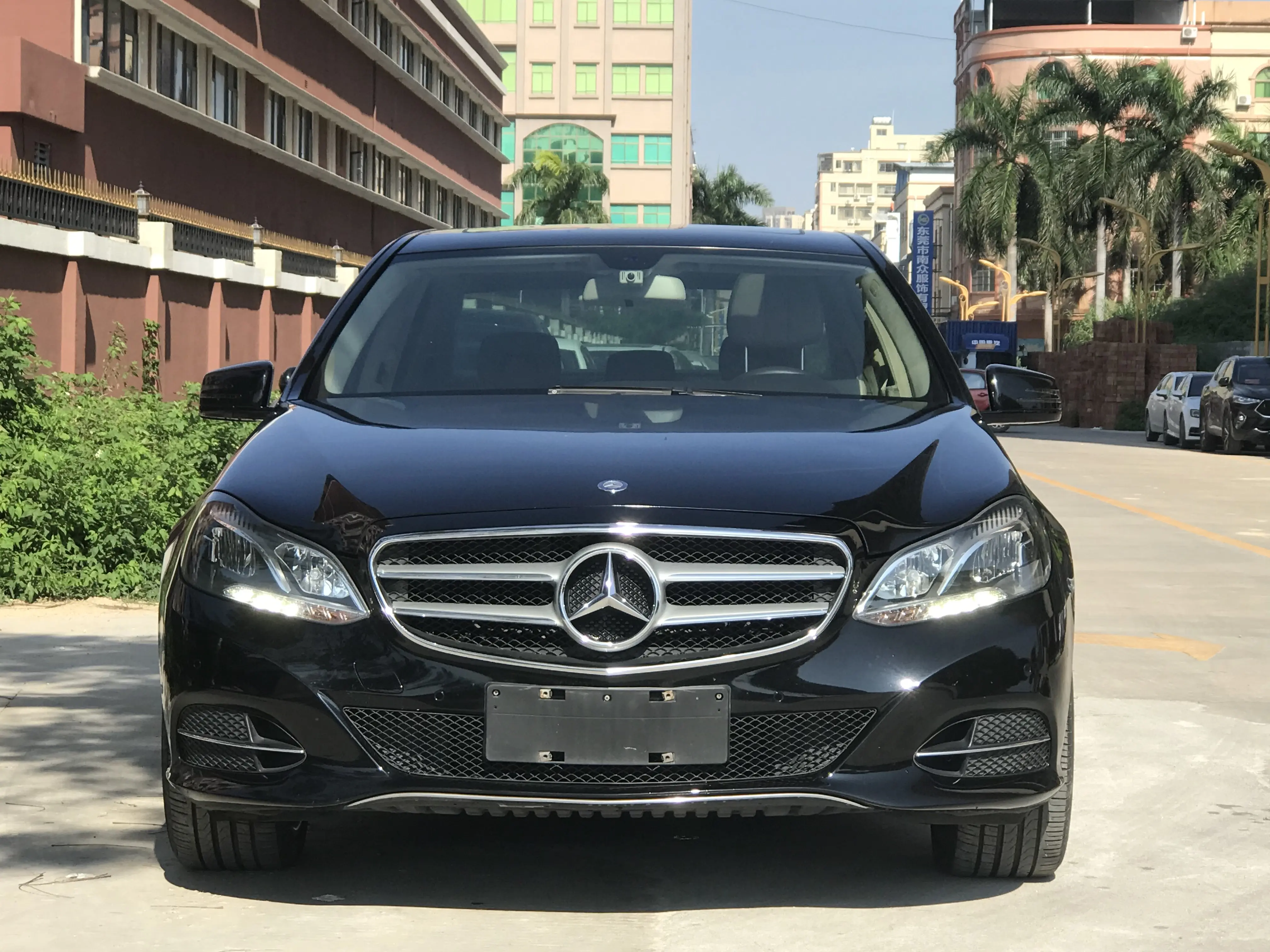 Mercedes-Benz E-Class  из Китая