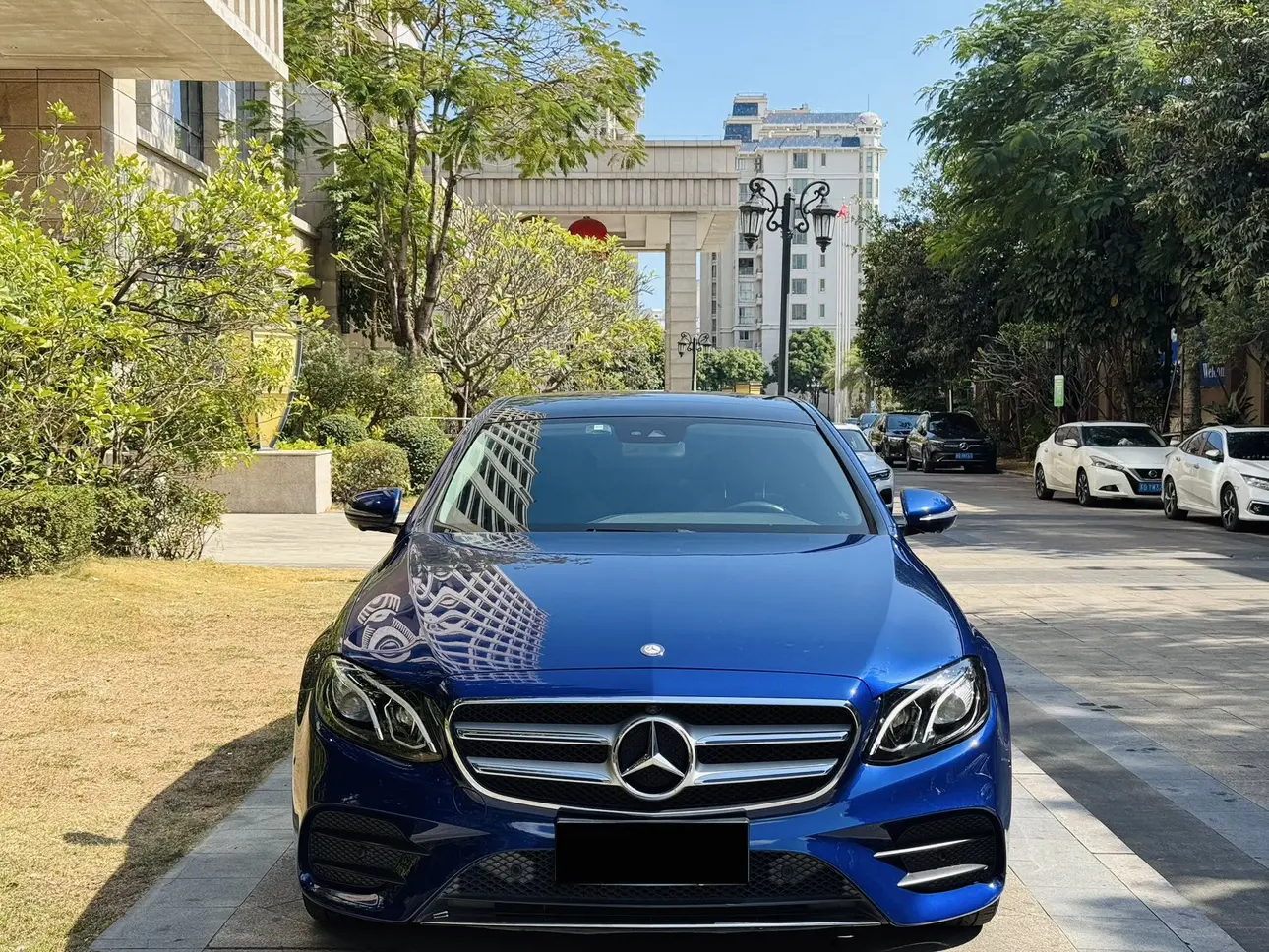 Mercedes-Benz E-Class  из Китая