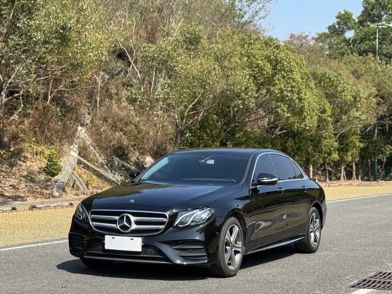 Mercedes-Benz E-Class  из Китая