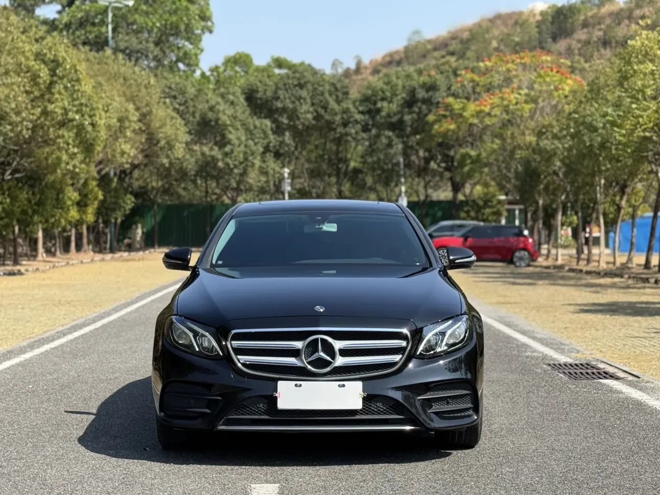 Mercedes-Benz E-Class  из Китая