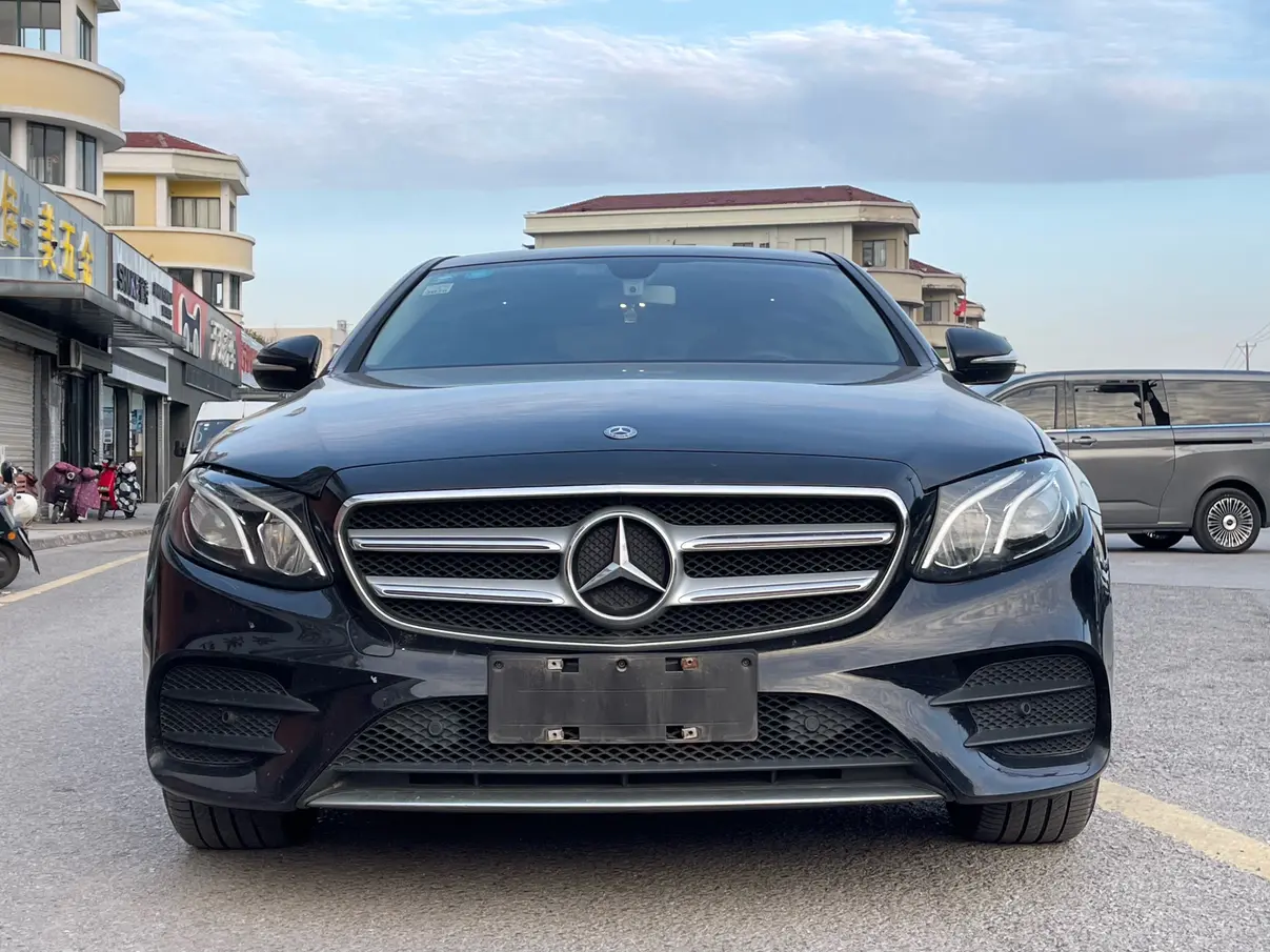 Mercedes-Benz E-Class  из Китая