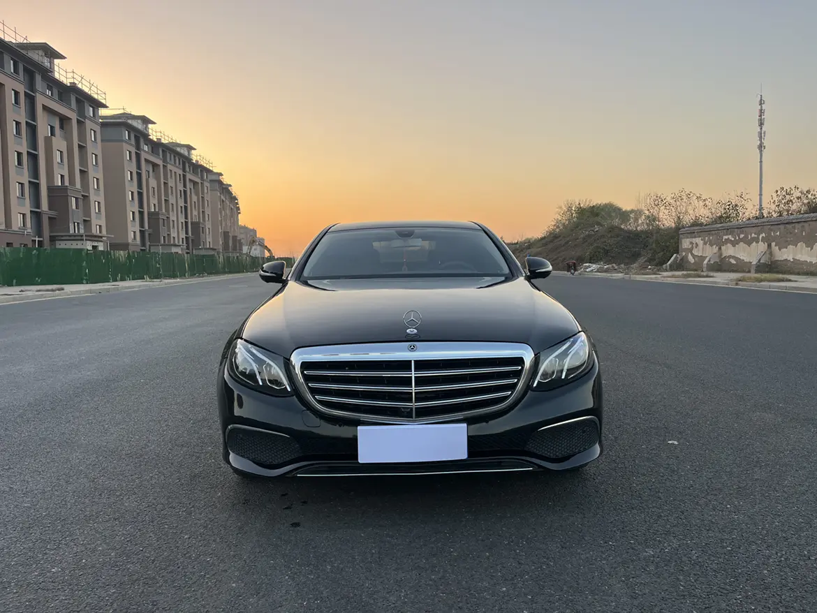 Mercedes-Benz E-Class  из Китая