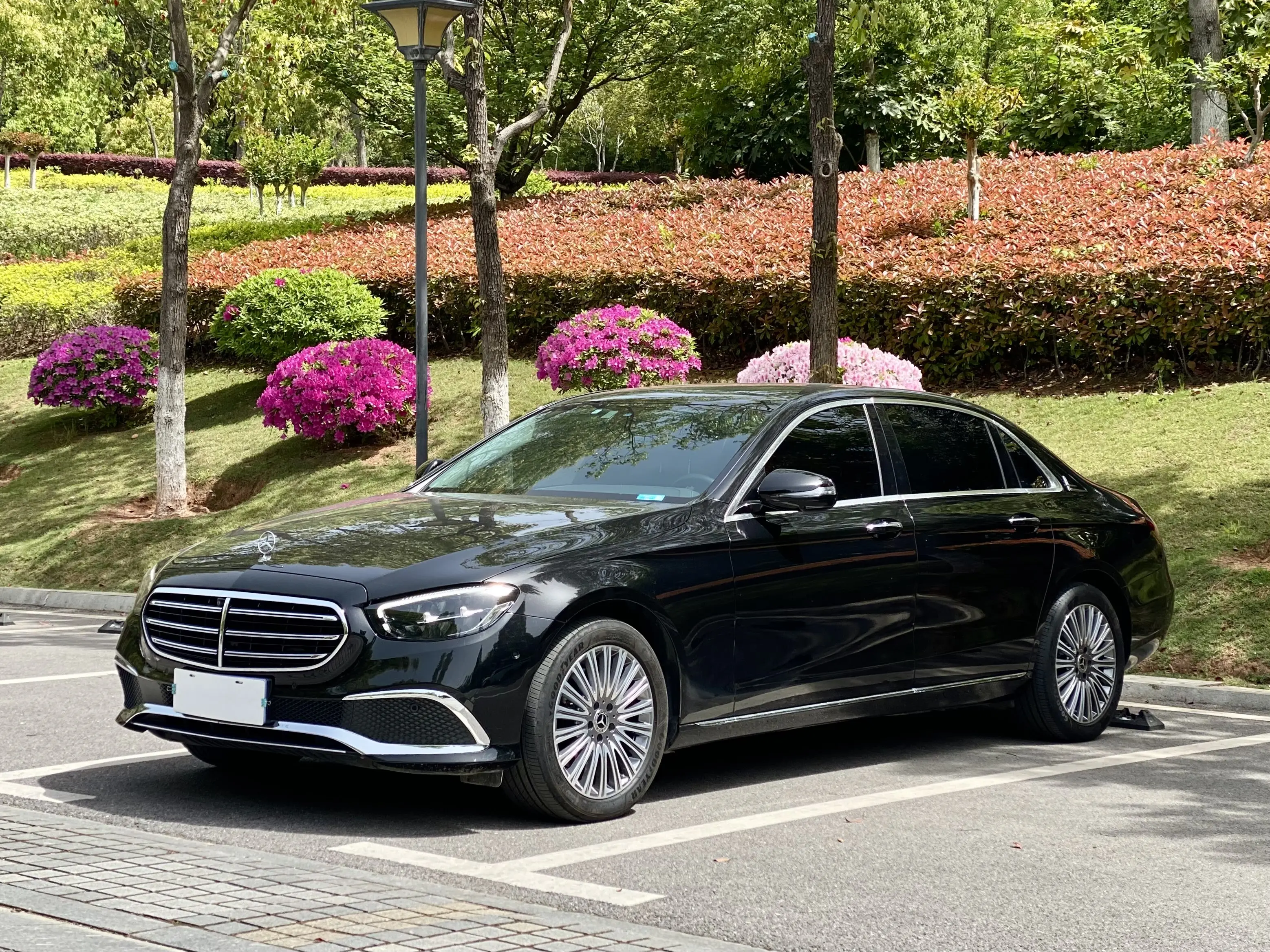 Mercedes-Benz E-Class  из Китая