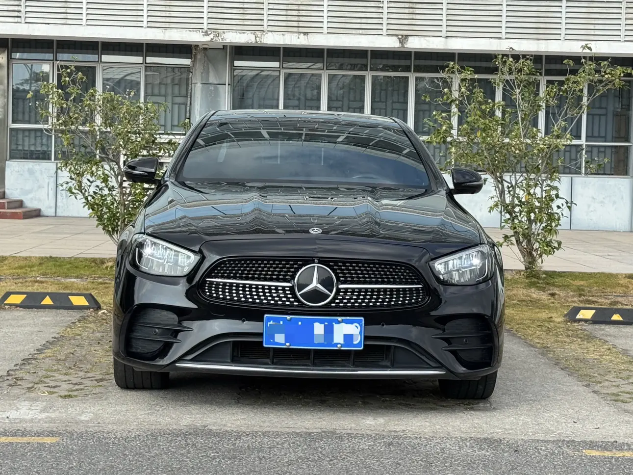 Mercedes-Benz E-Class  из Китая