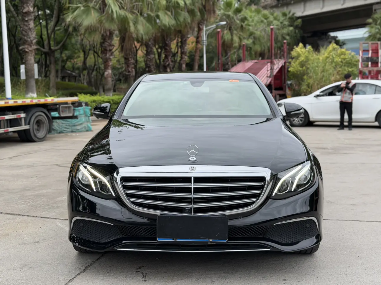 Mercedes-Benz E-Class  из Китая