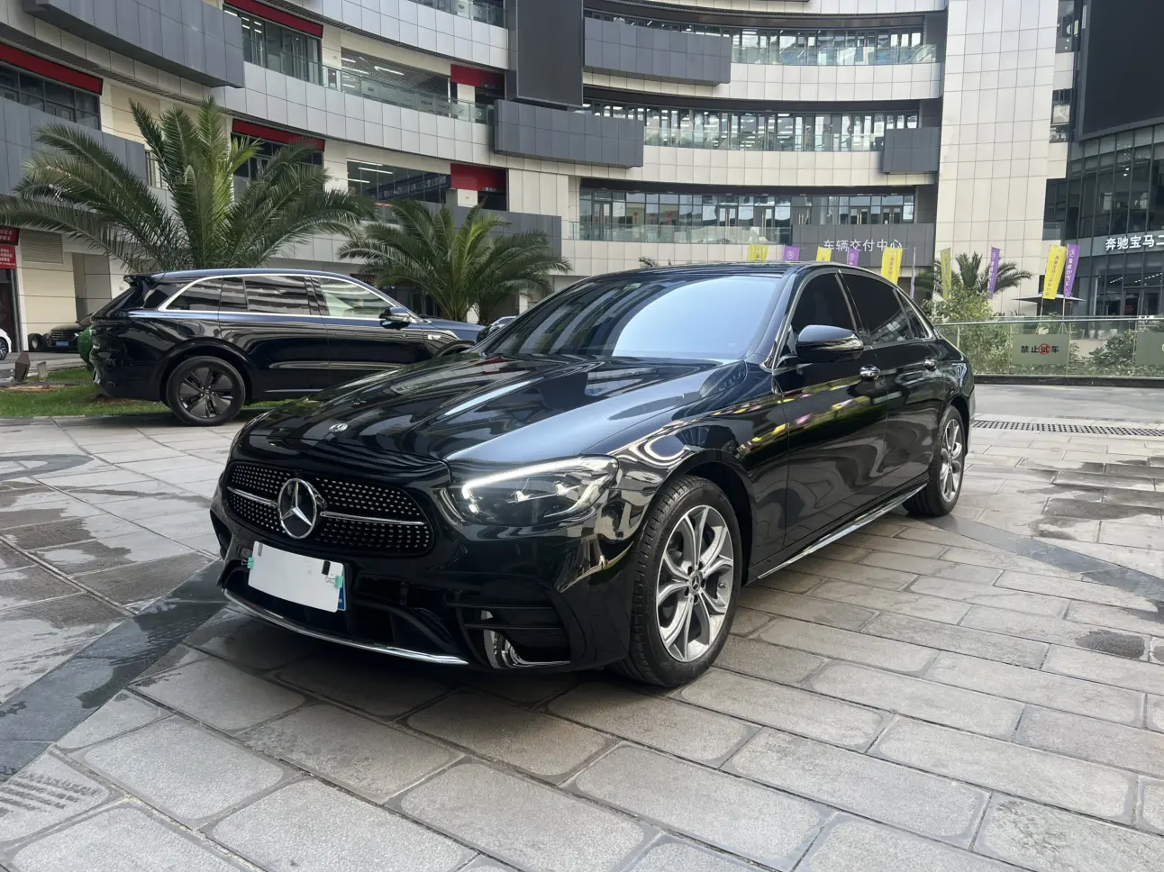 Mercedes-Benz E-Class  из Китая