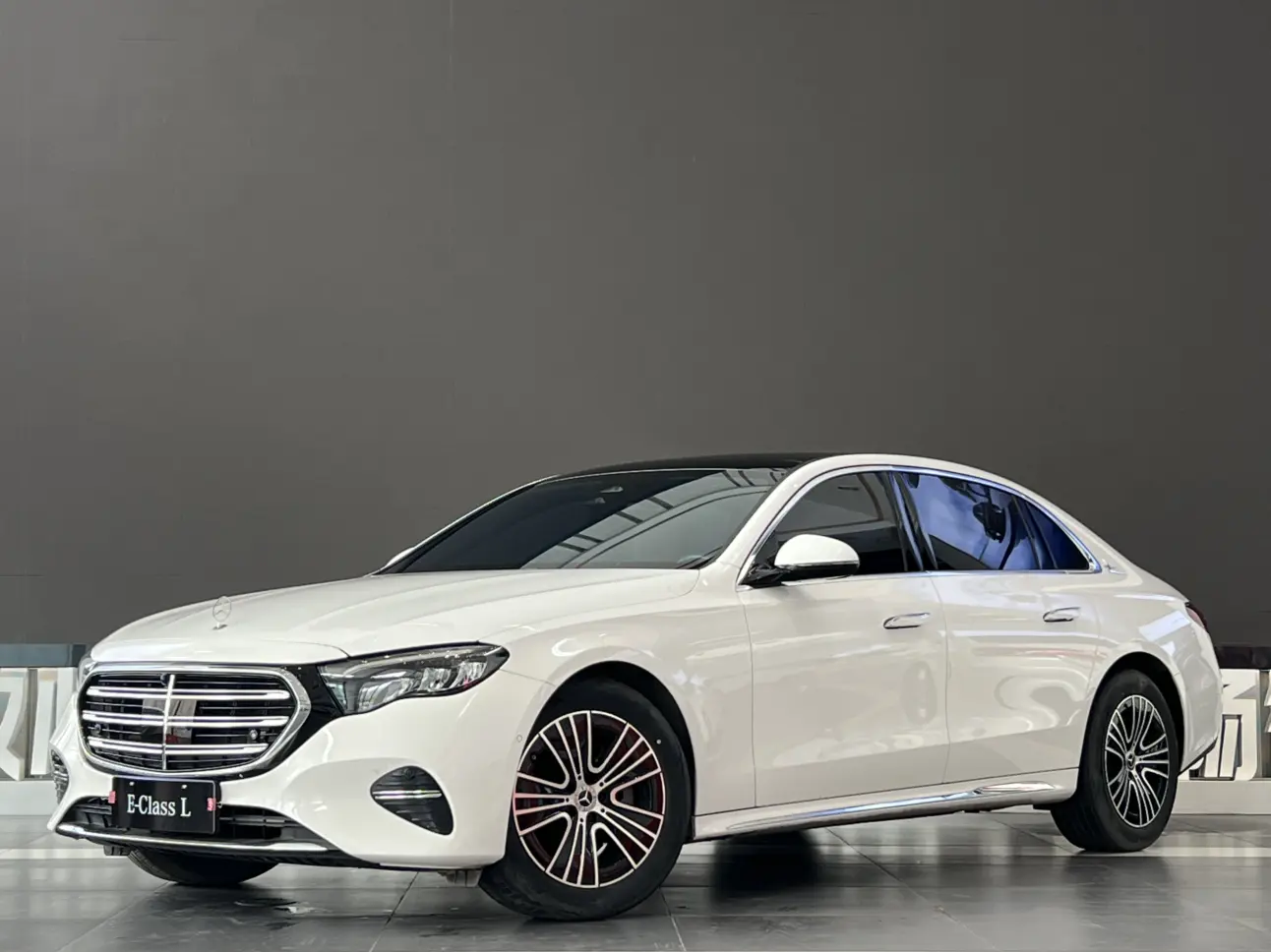 Mercedes-Benz E-Class  из Китая