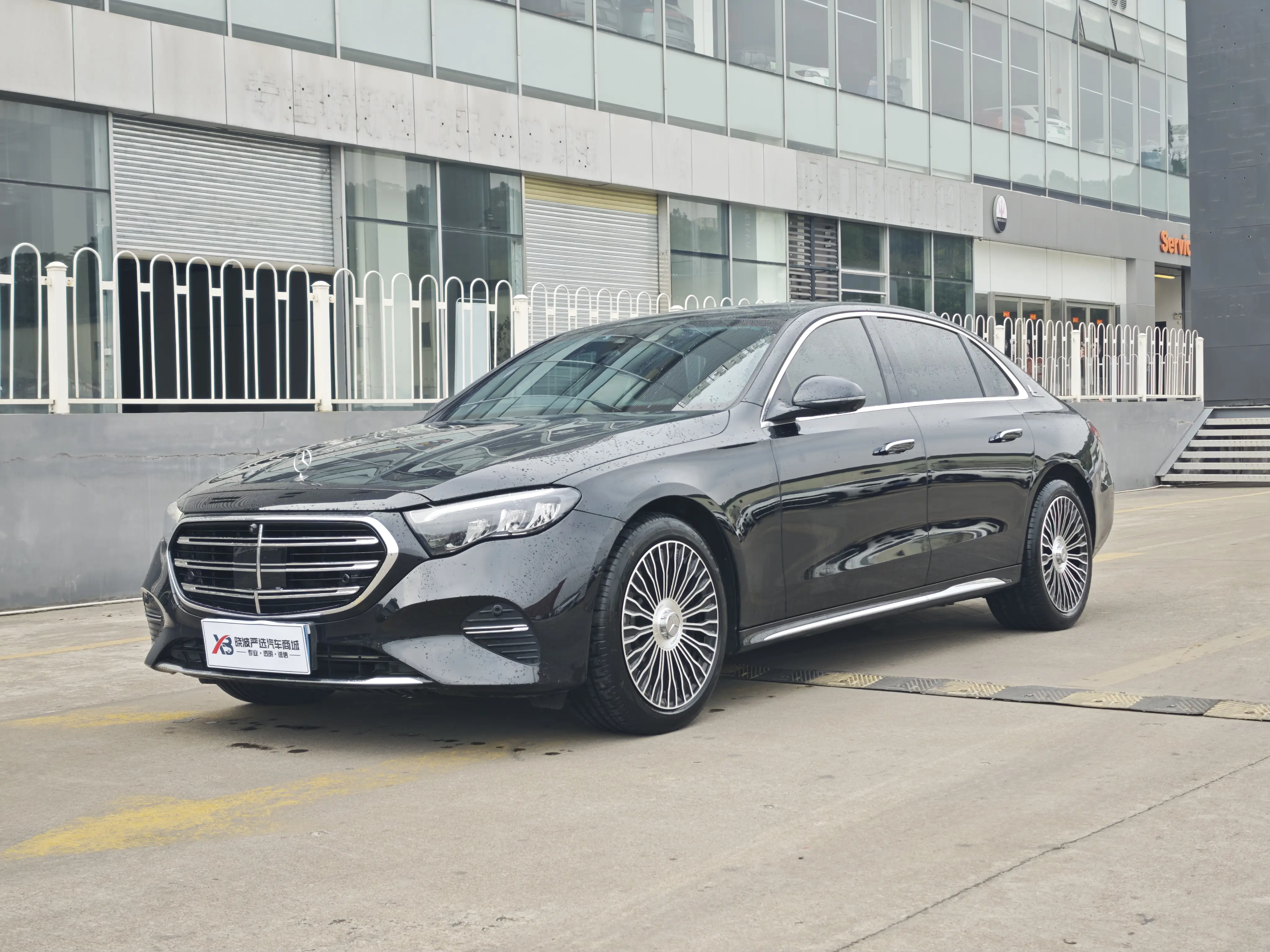 Mercedes-Benz E-Class  из Китая