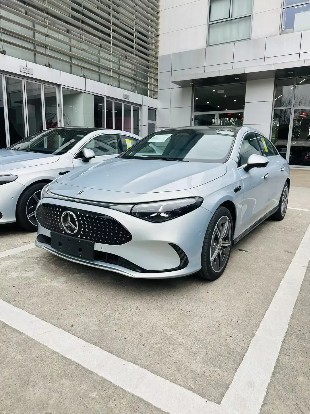 Mercedes-Benz CLA EV  из Китая