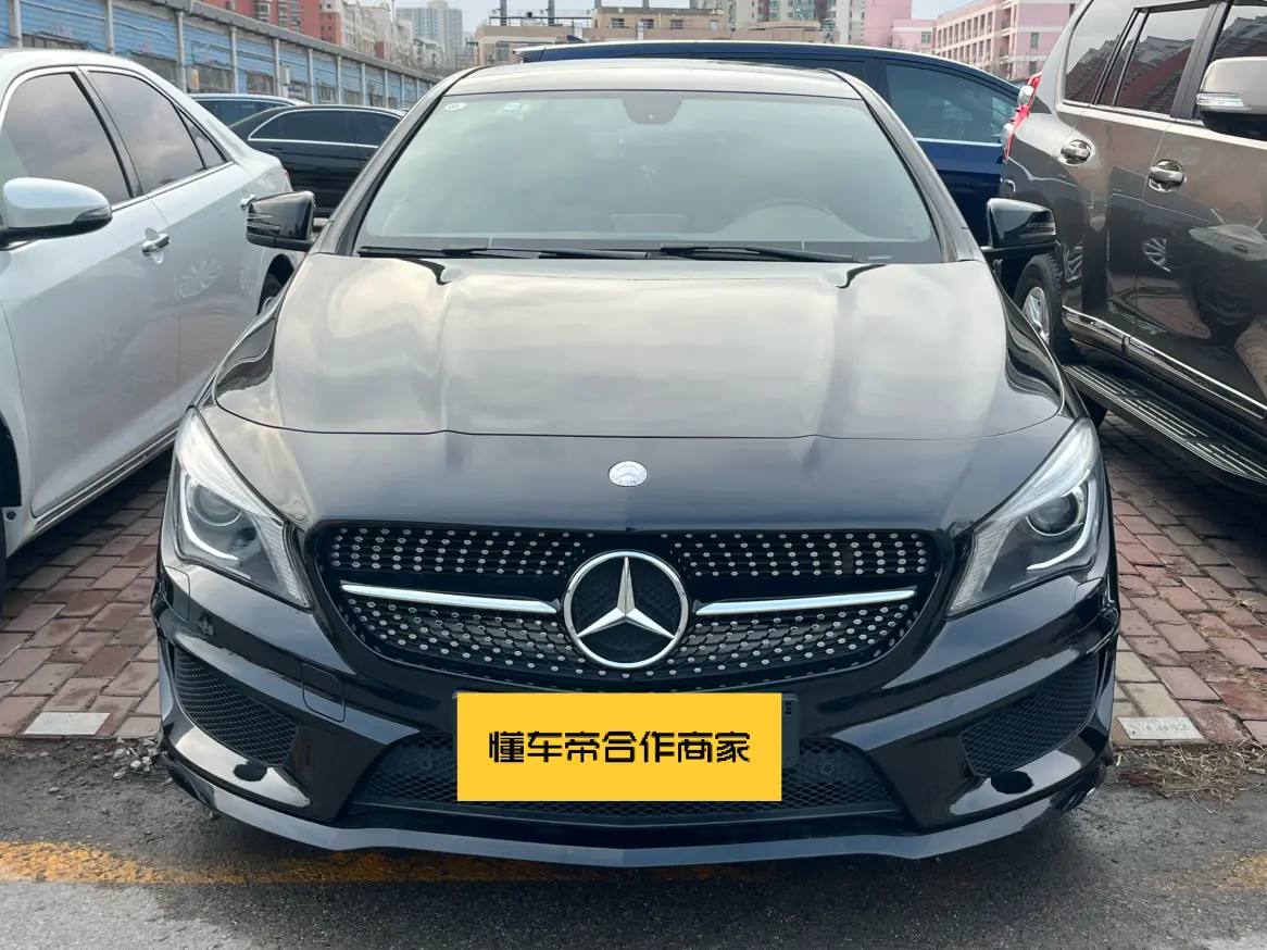 Mercedes-Benz CLA (Imported)  из Китая