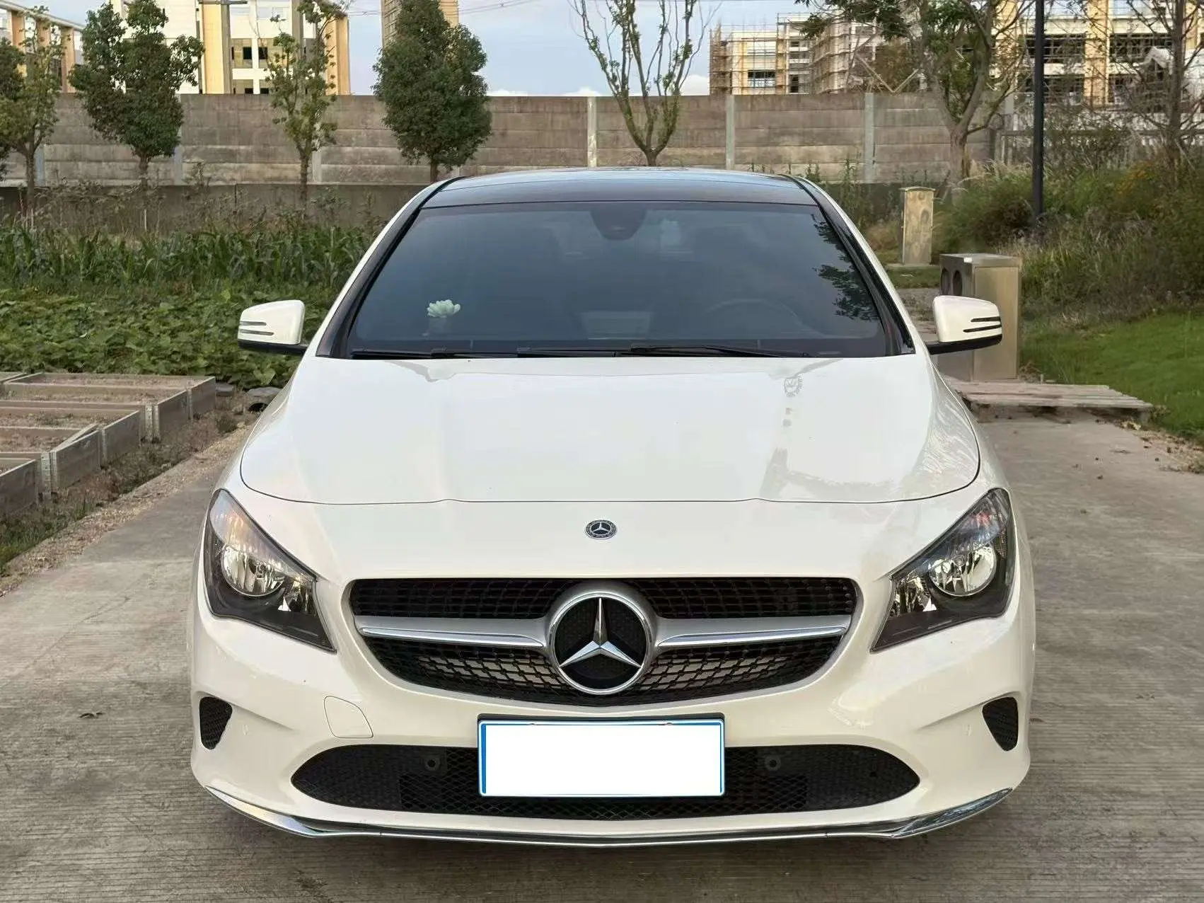 Mercedes-Benz CLA (Imported)  из Китая