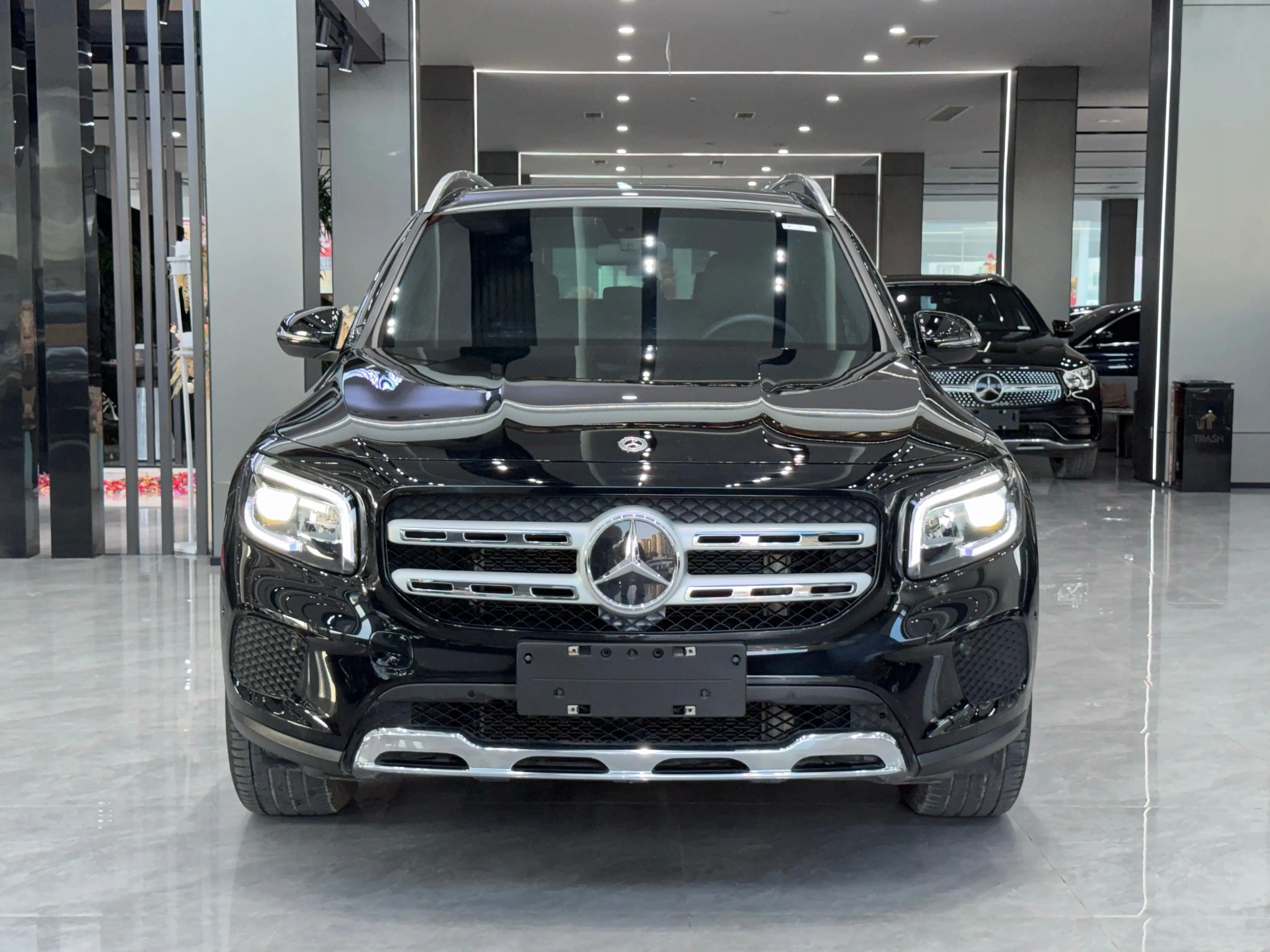 Mercedes-Benz GLB  из Китая