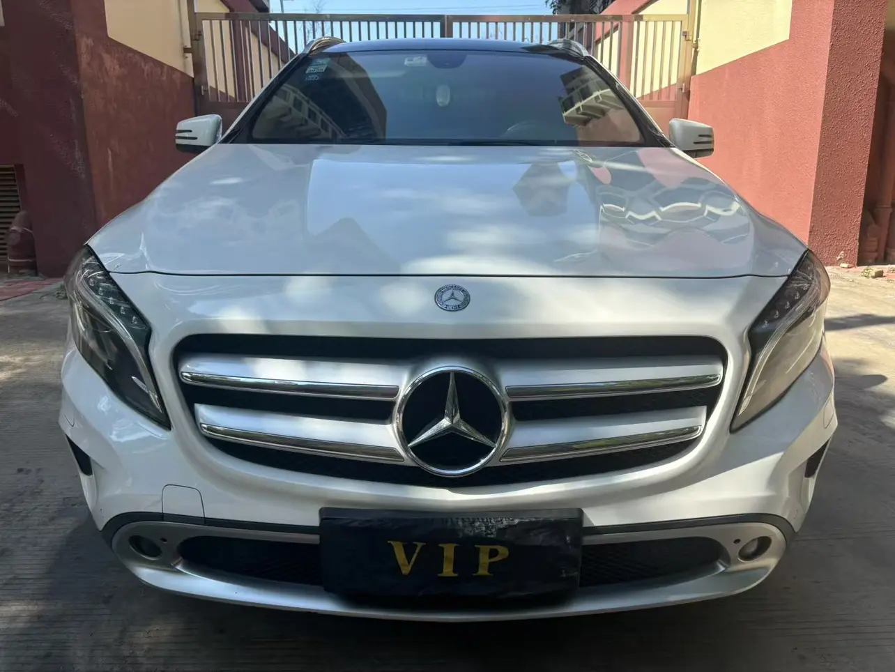 Mercedes-Benz GLA  из Китая